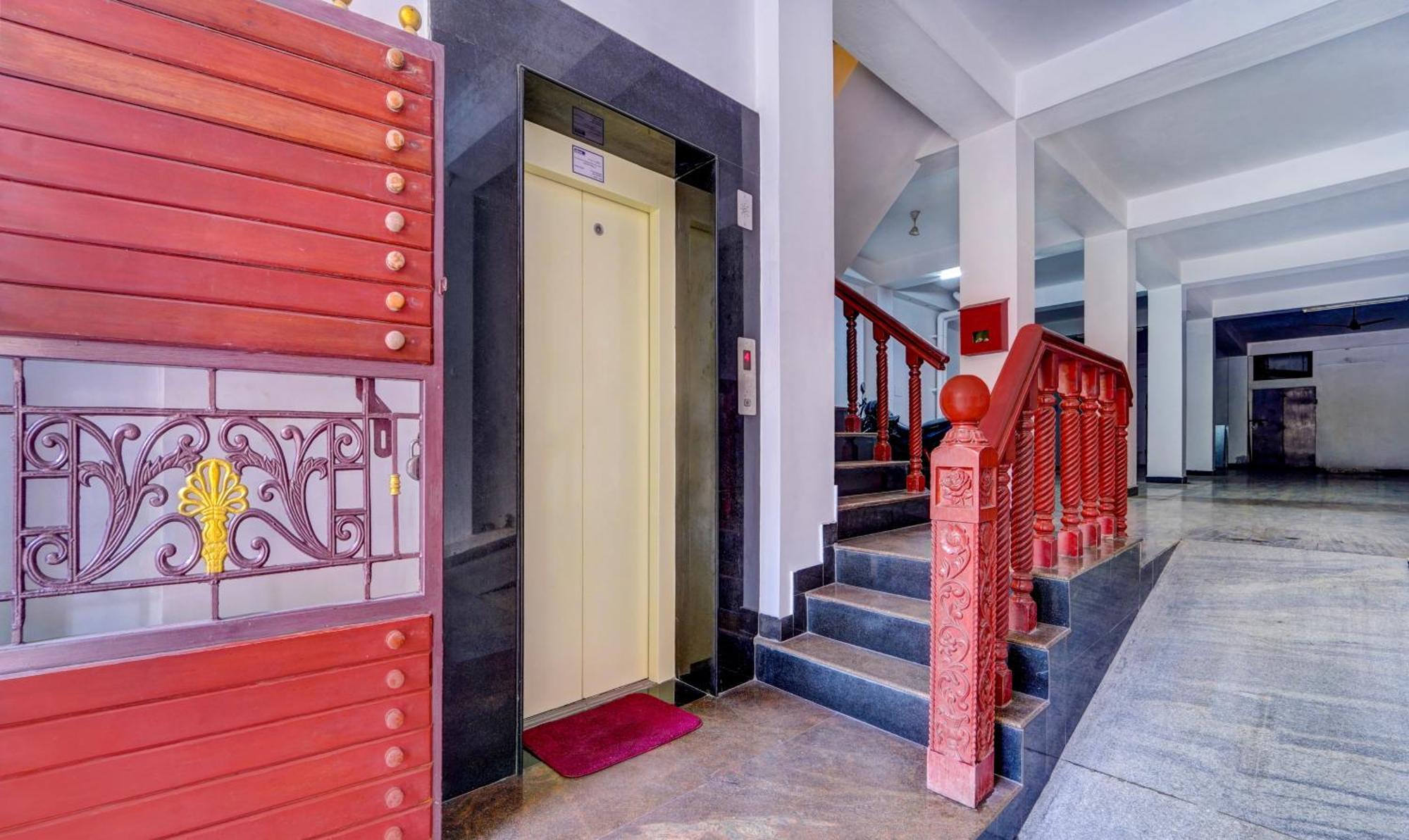 Treebo Trip Prakasam Residency Puducherry Exterior foto