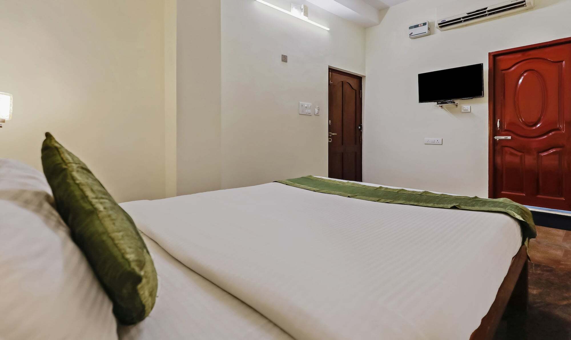 Treebo Trip Prakasam Residency Puducherry Exterior foto